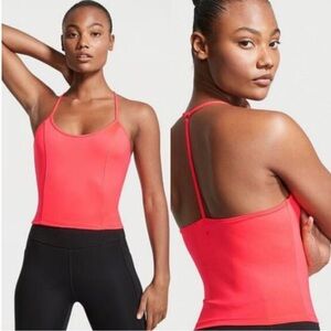 VICTORIA’S SECRET On Point Neon Coral Blaze Essential Tank Top Small